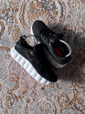 Nike mind 002 “negra blanca”