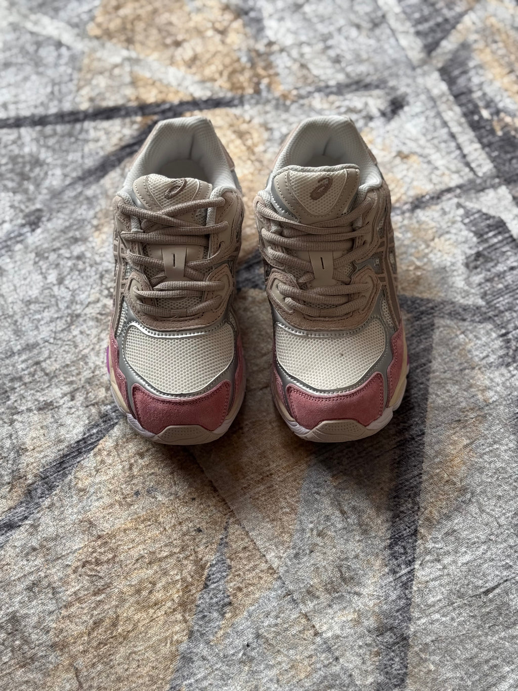 Asics nyc rosa