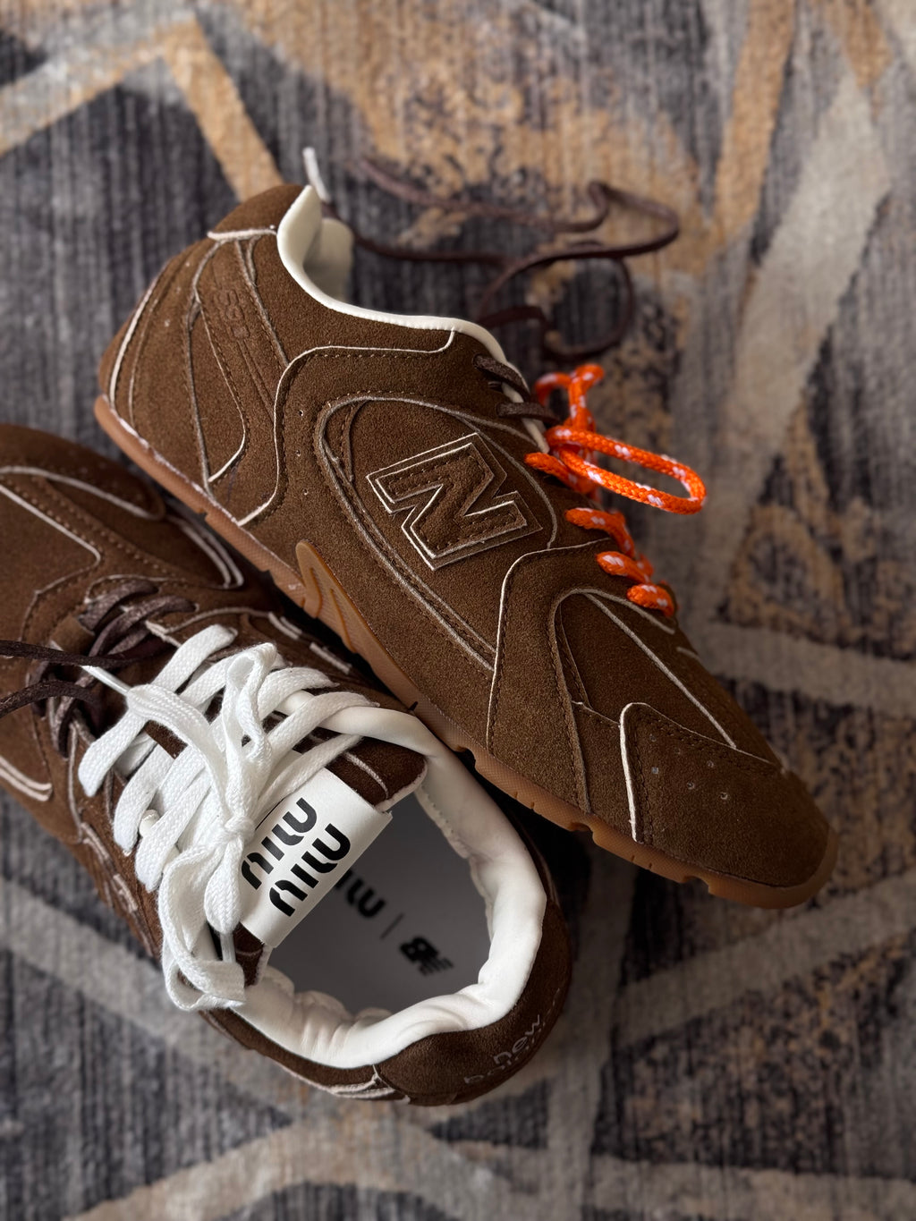 New balance 530 x miu miu”café naranja”