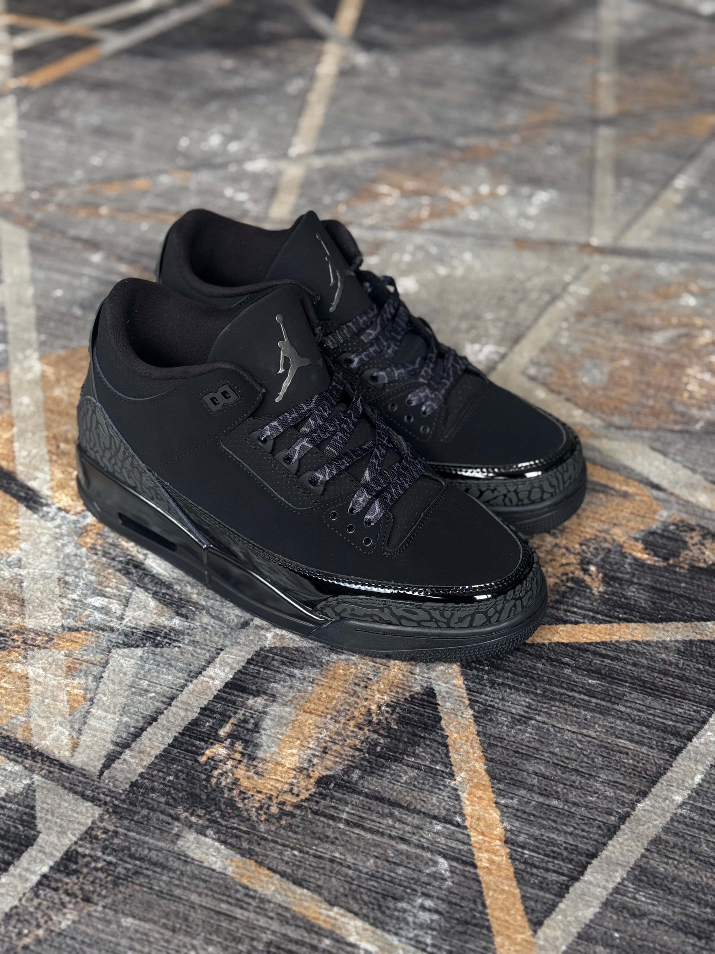 Nike air Jordan 3 “black cat”