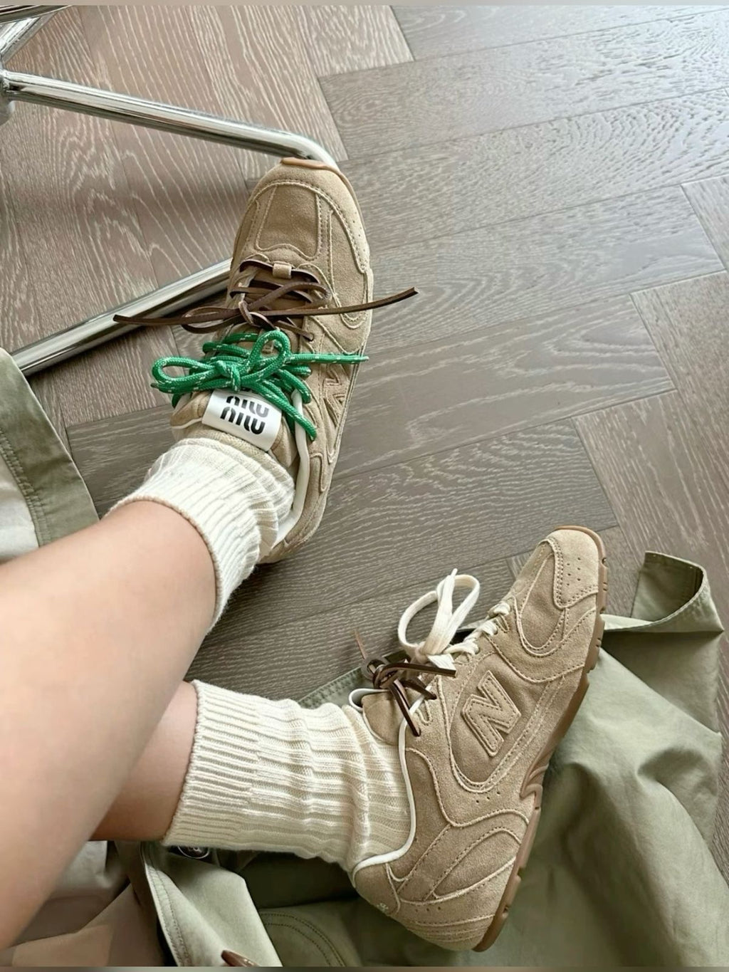 New Balance 530 x miu miu café verde