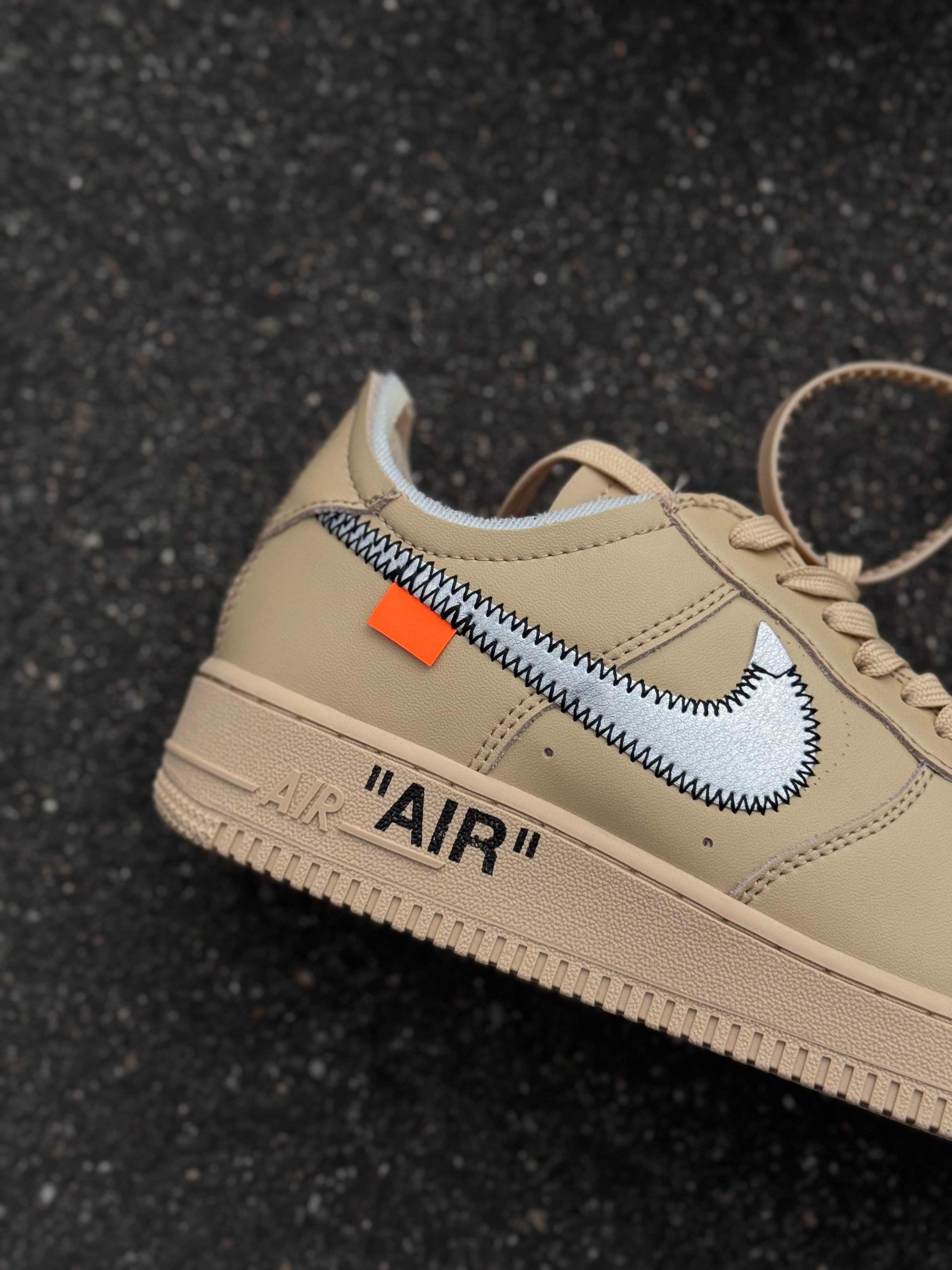 Nike air force One x off white “sesame”
