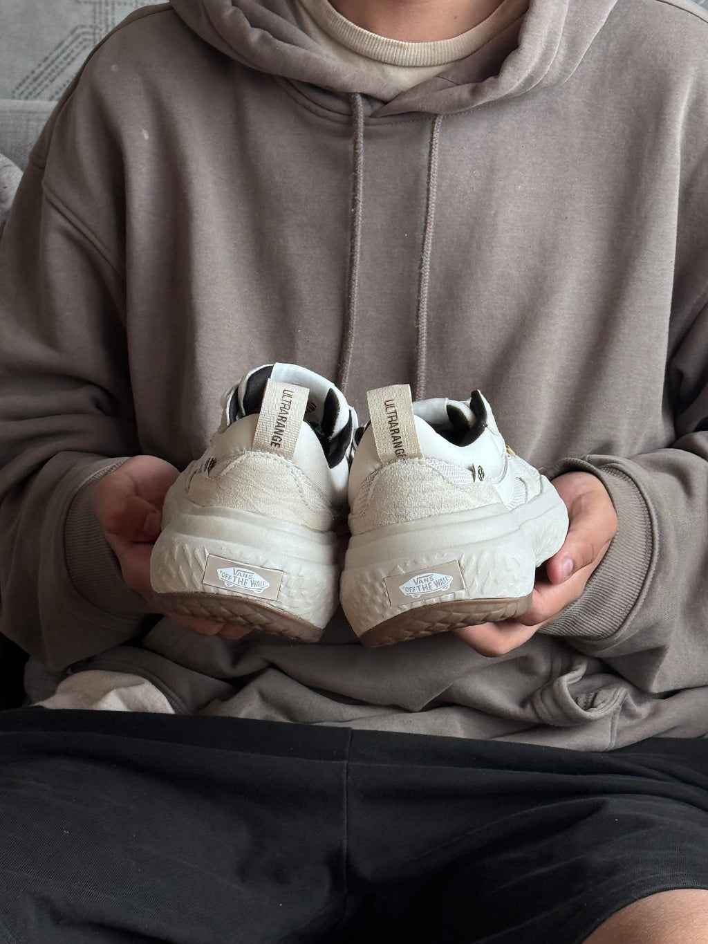 Vans ultra range v3 “beige”