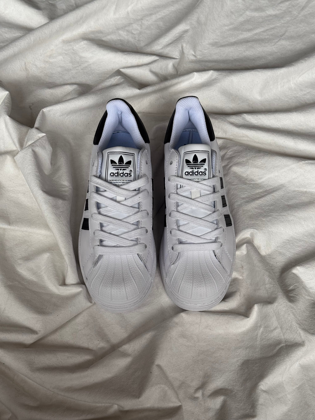 Adidas súperstar