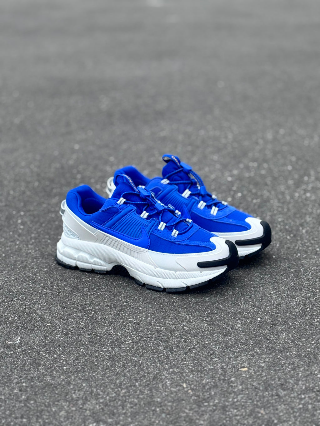 Nike Vomero roam “azul blanca “