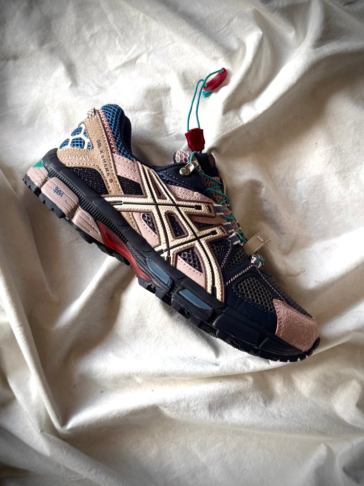 Asics kahana 8