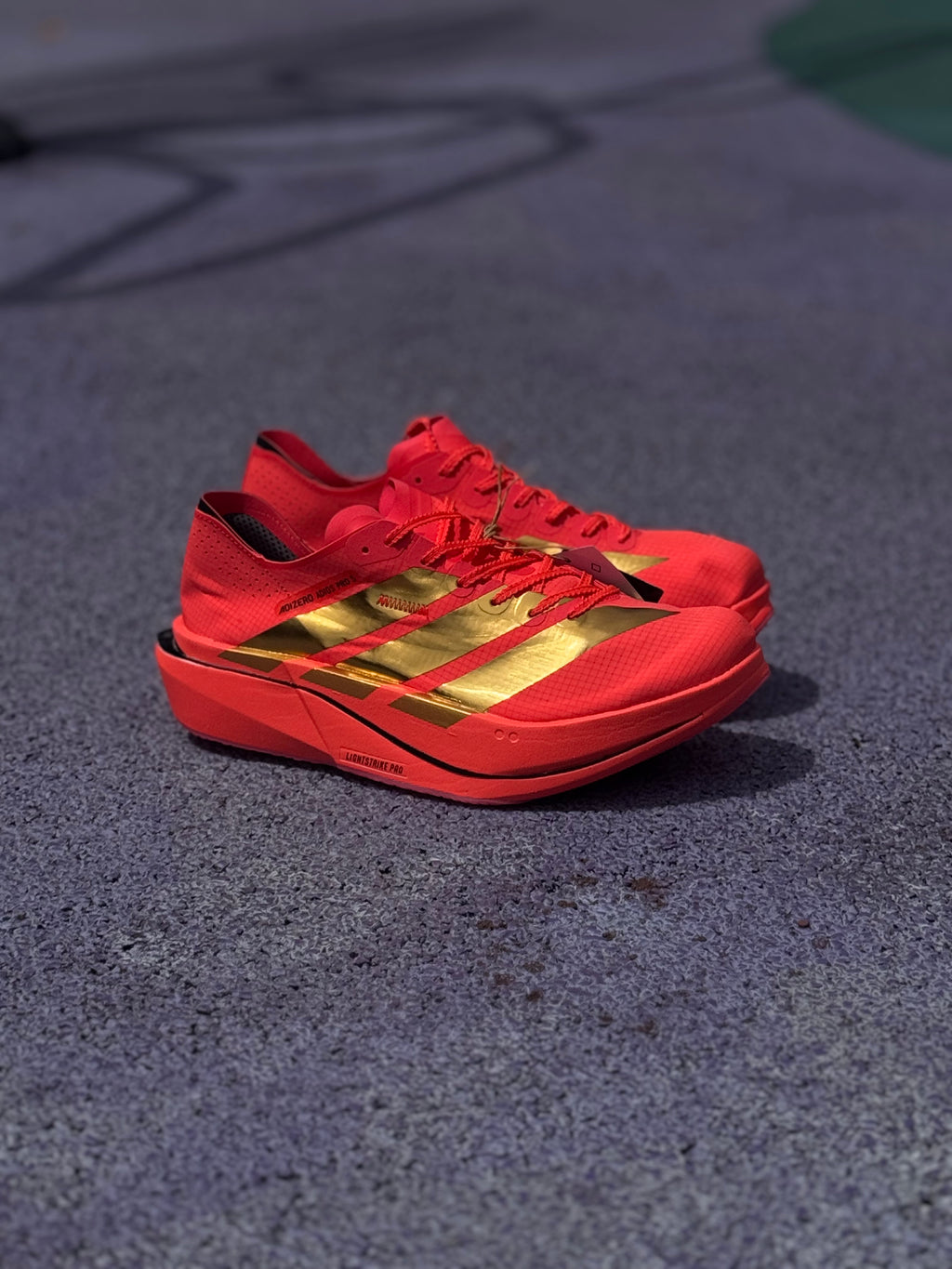Adidas Adizero Adios Pro 5 - Vermelho/Dourado