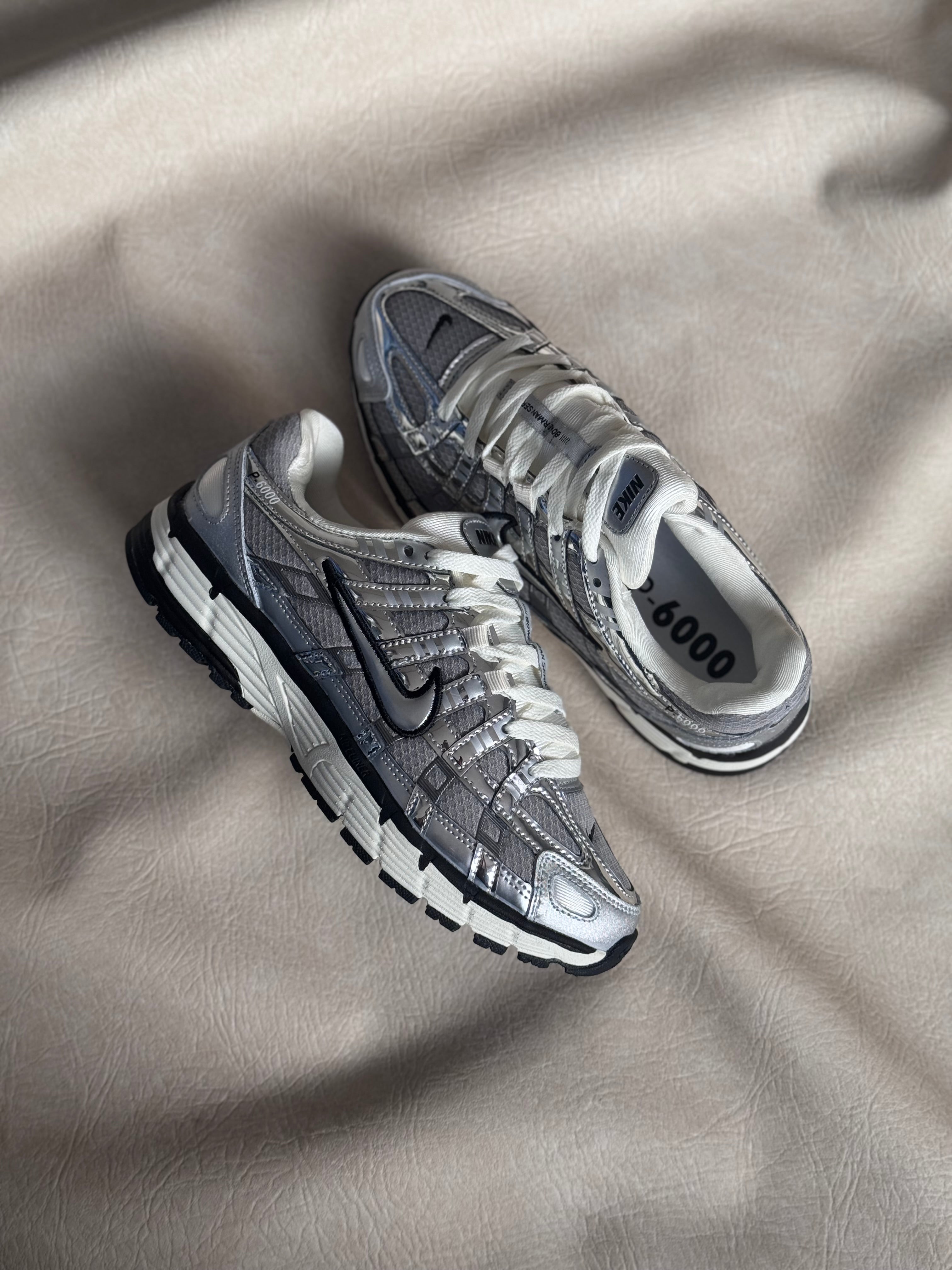Nike p6000 “metalic silver”