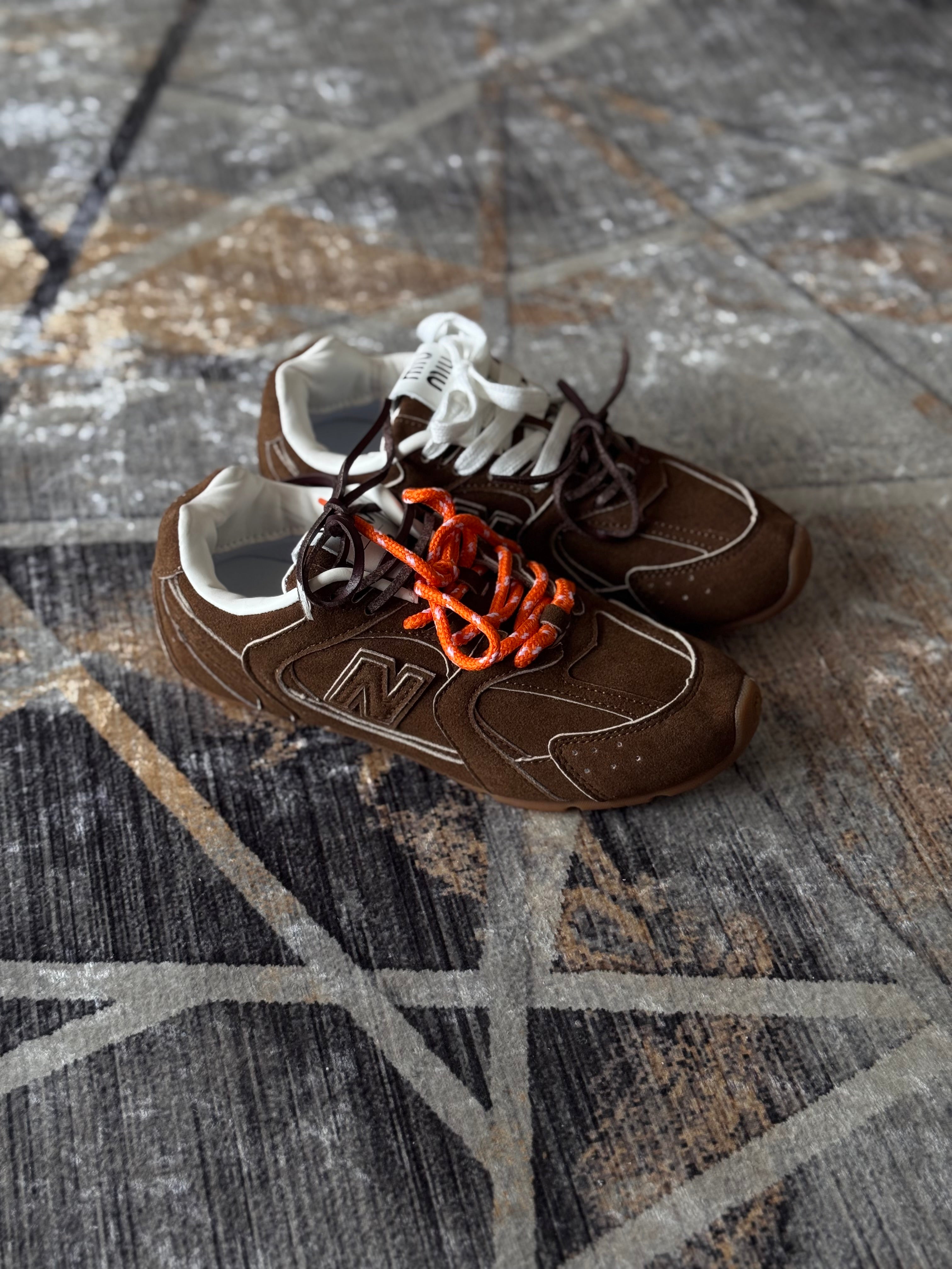 New balance 530 x miu miu”café naranja”
