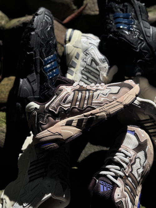 Adidas response cl x bad bunny “paso fino “