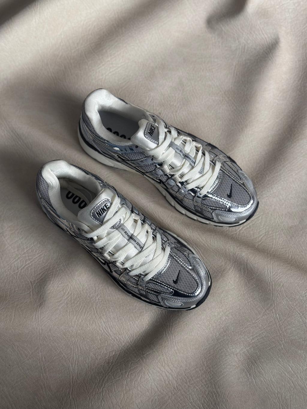 Nike p6000 “metalic silver”