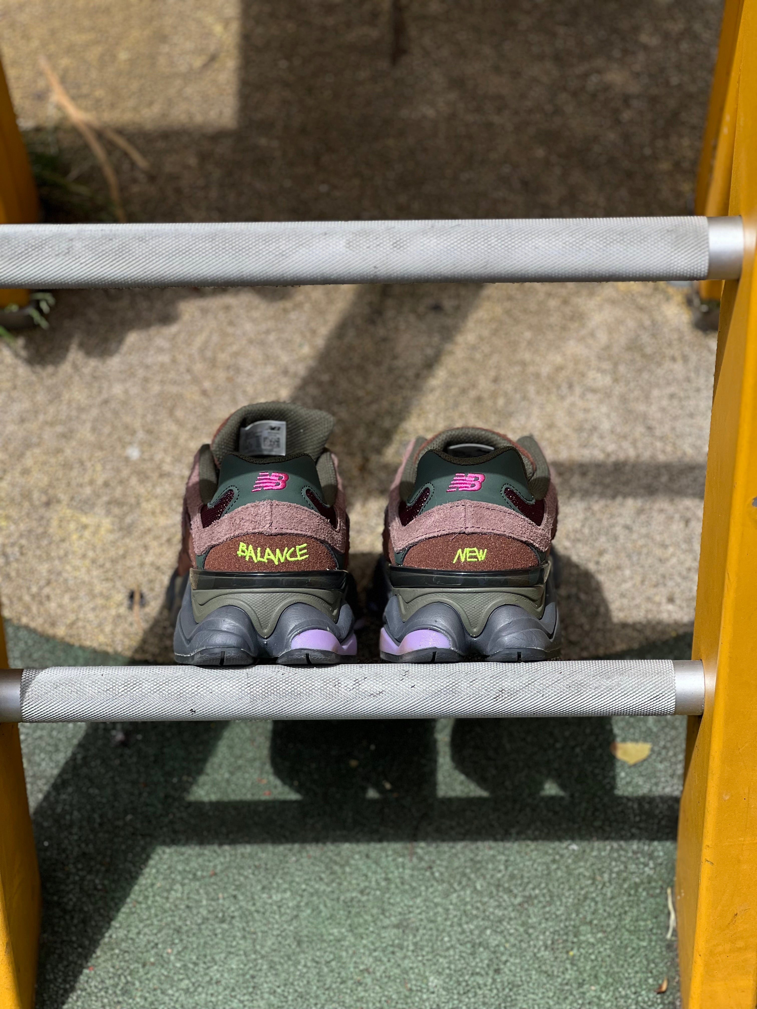 New Balance 9060 “burgundy”