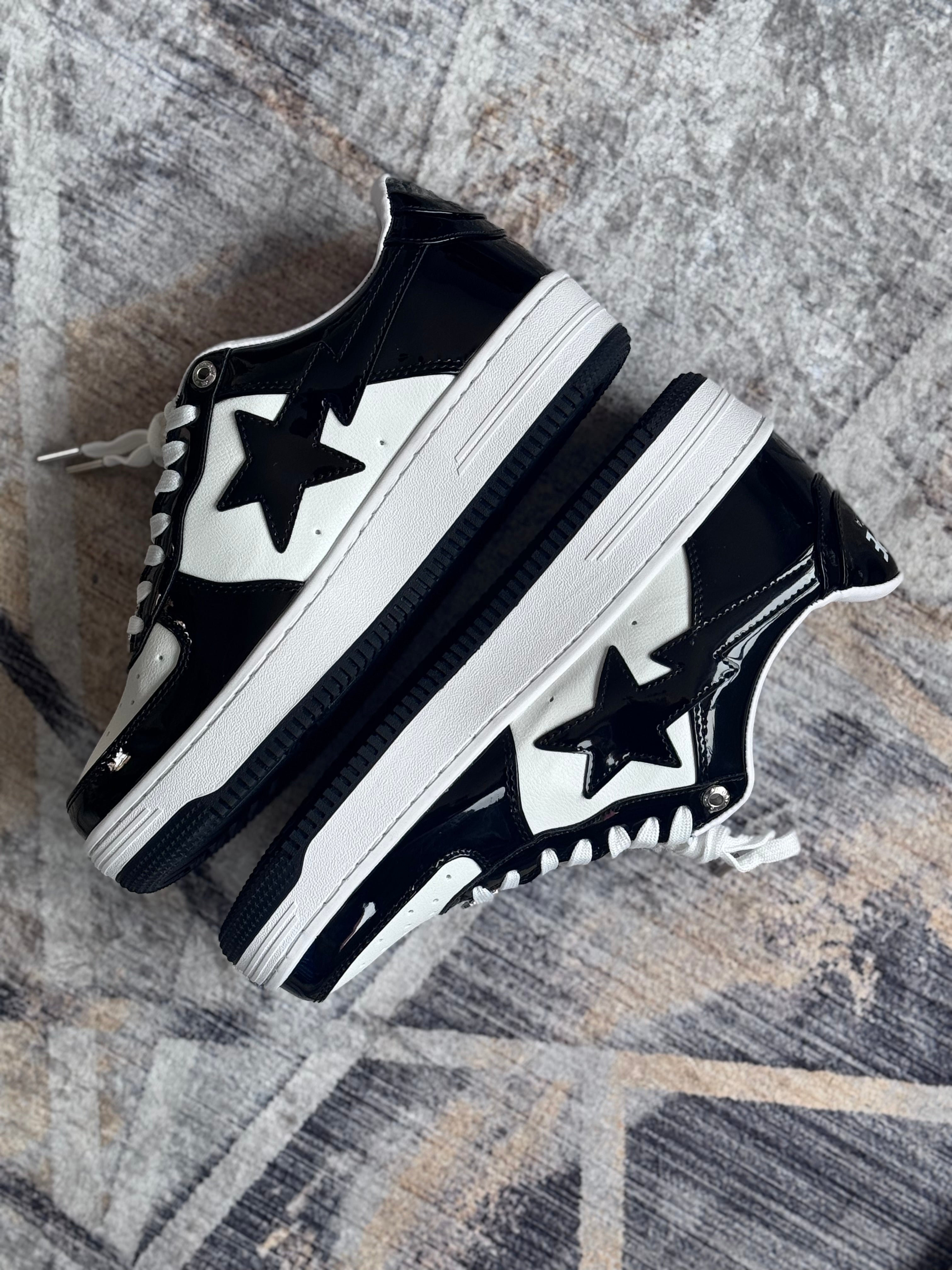 A Bathing Ape BAPE STA Low White black Shark