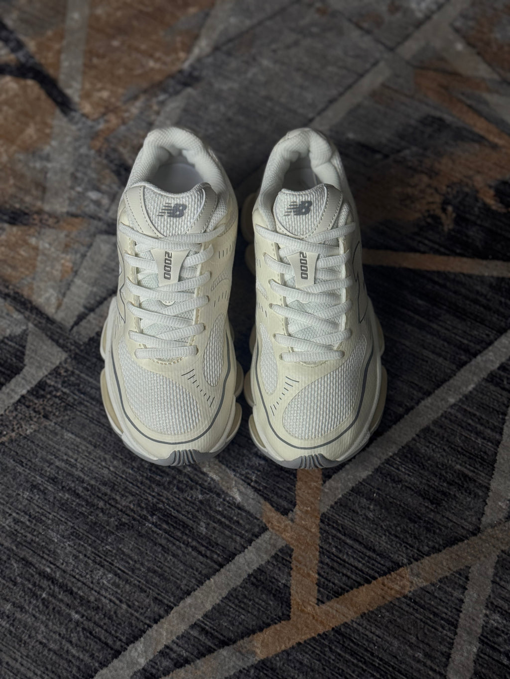 New balance 2000