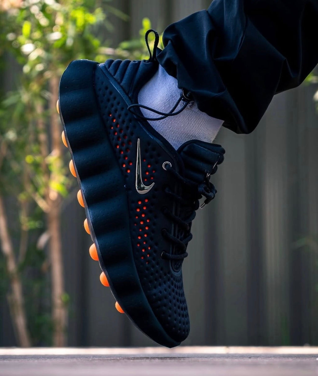 Nike mind 002 “negra “