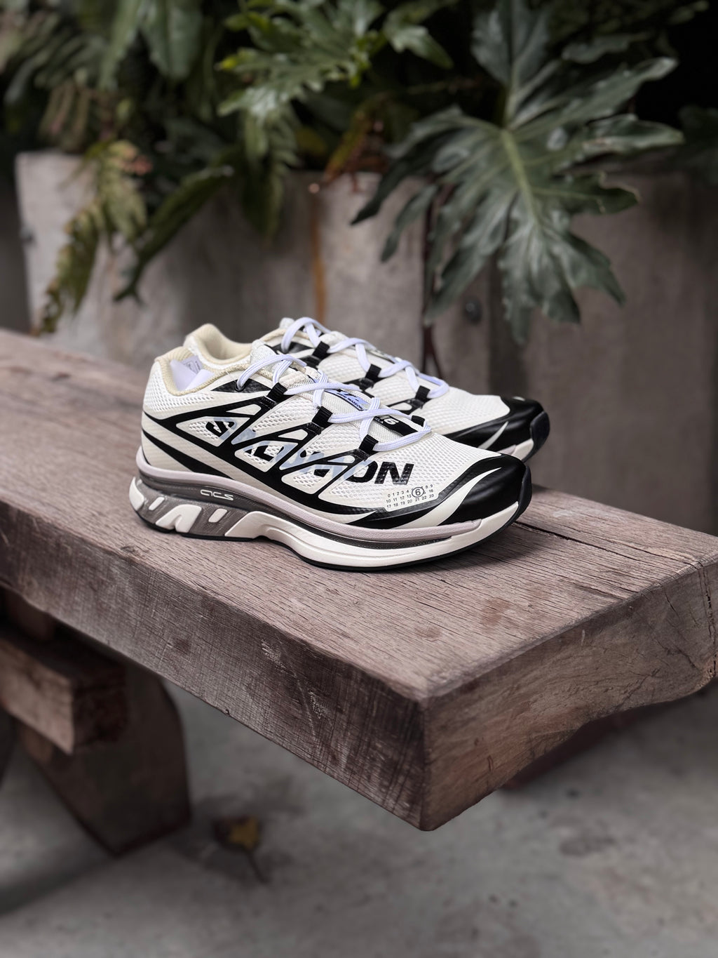 Salomón mm6 x maison margiela “blanco”