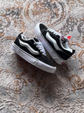 Vans “knu skool”