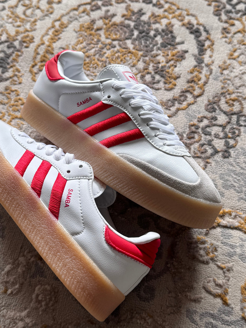 Adidas sambae “blanco rojo “