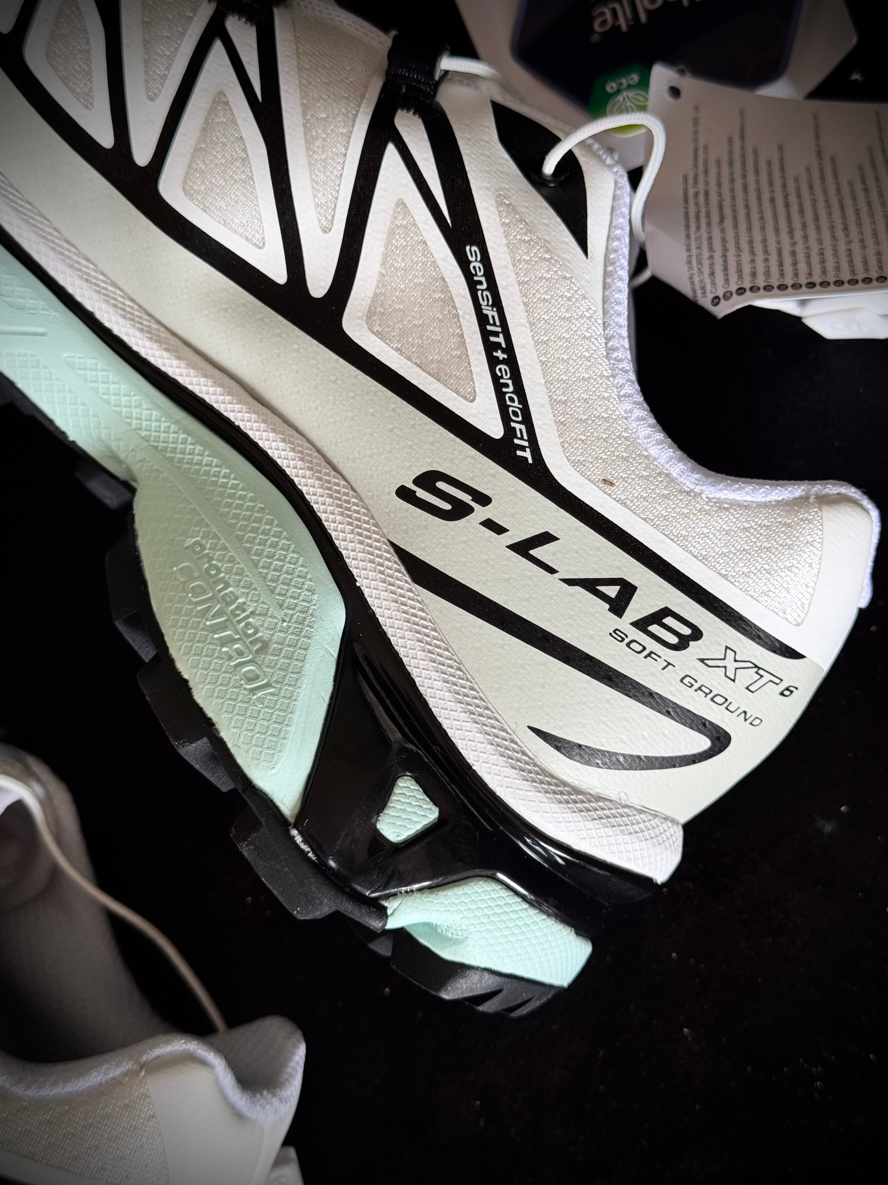Salomón xt6 “blanco azul”