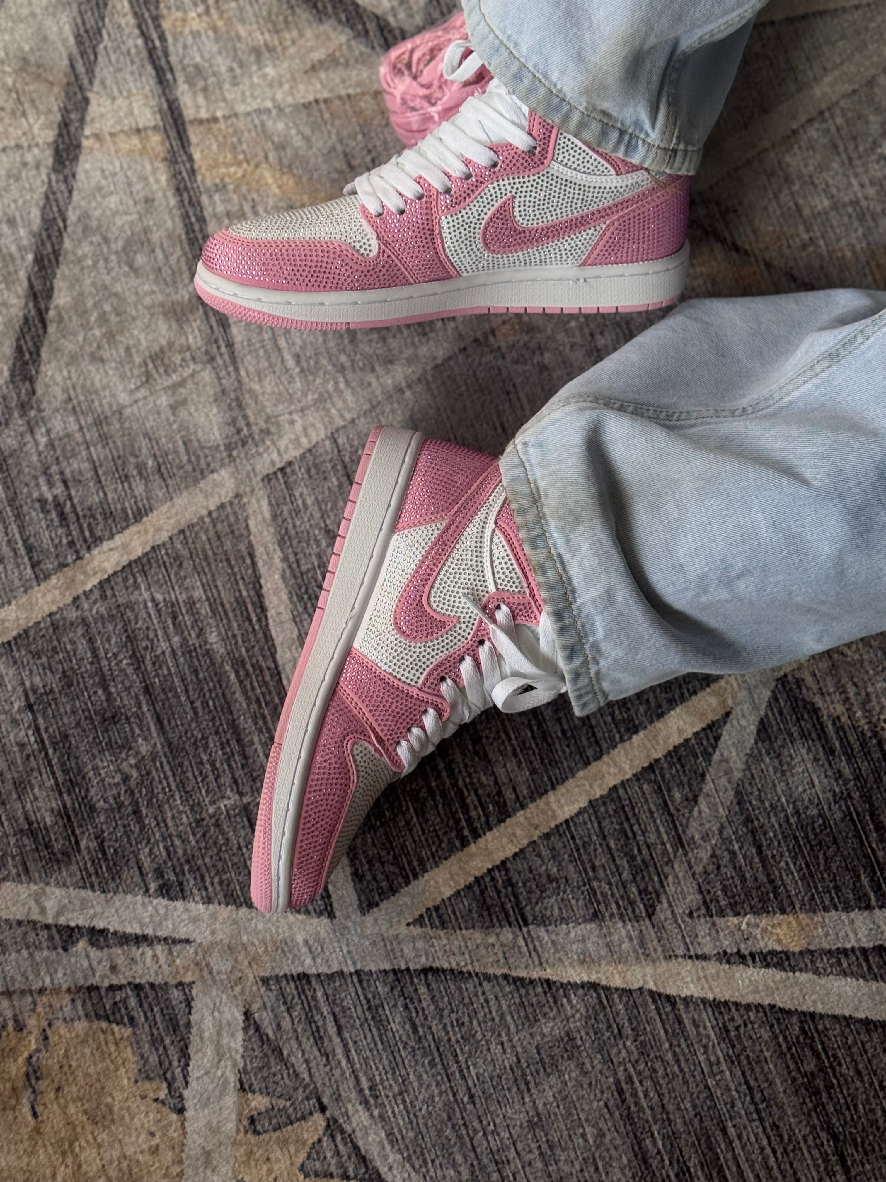 Air Jordan 1 pink x swarovski
