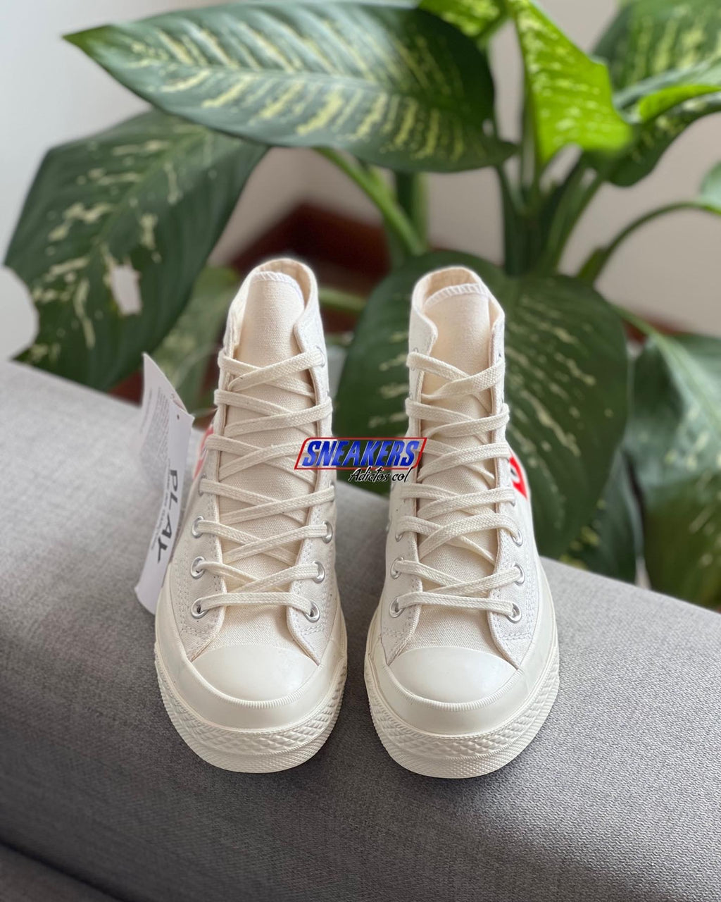 Chuck 70 "White" de Comme Des Garçons Play x Converse