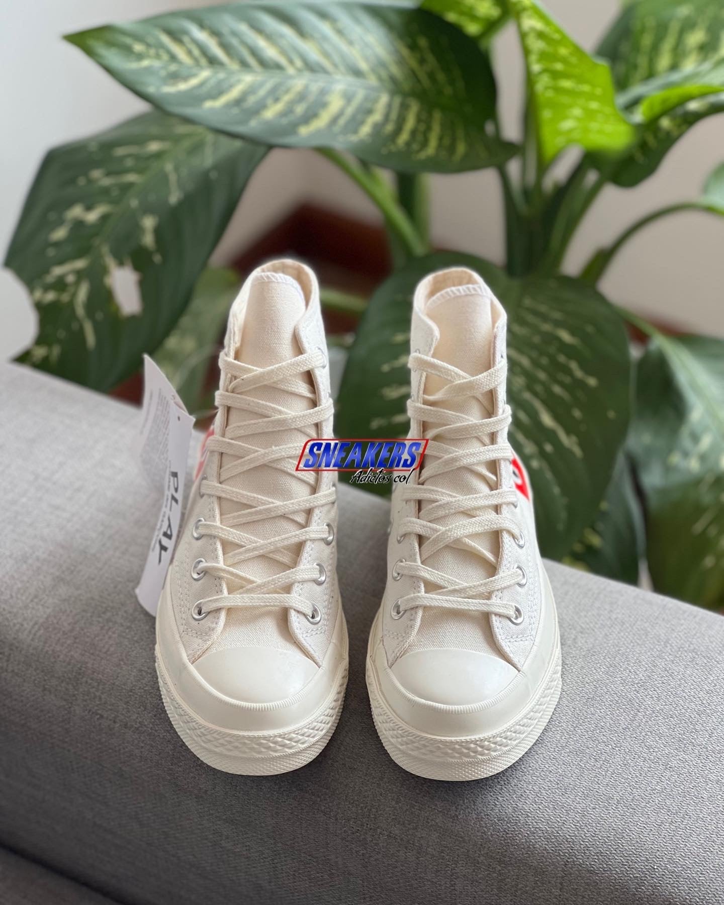 Chuck 70 "White" de Comme Des Garçons Play x Converse