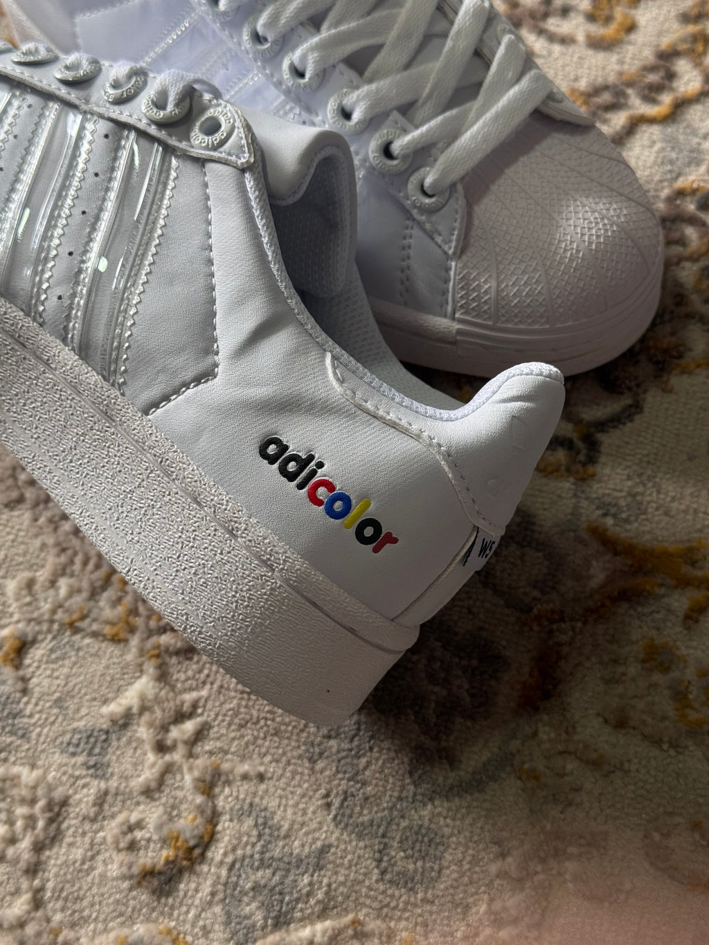 Adidas Superstar “adicolor”