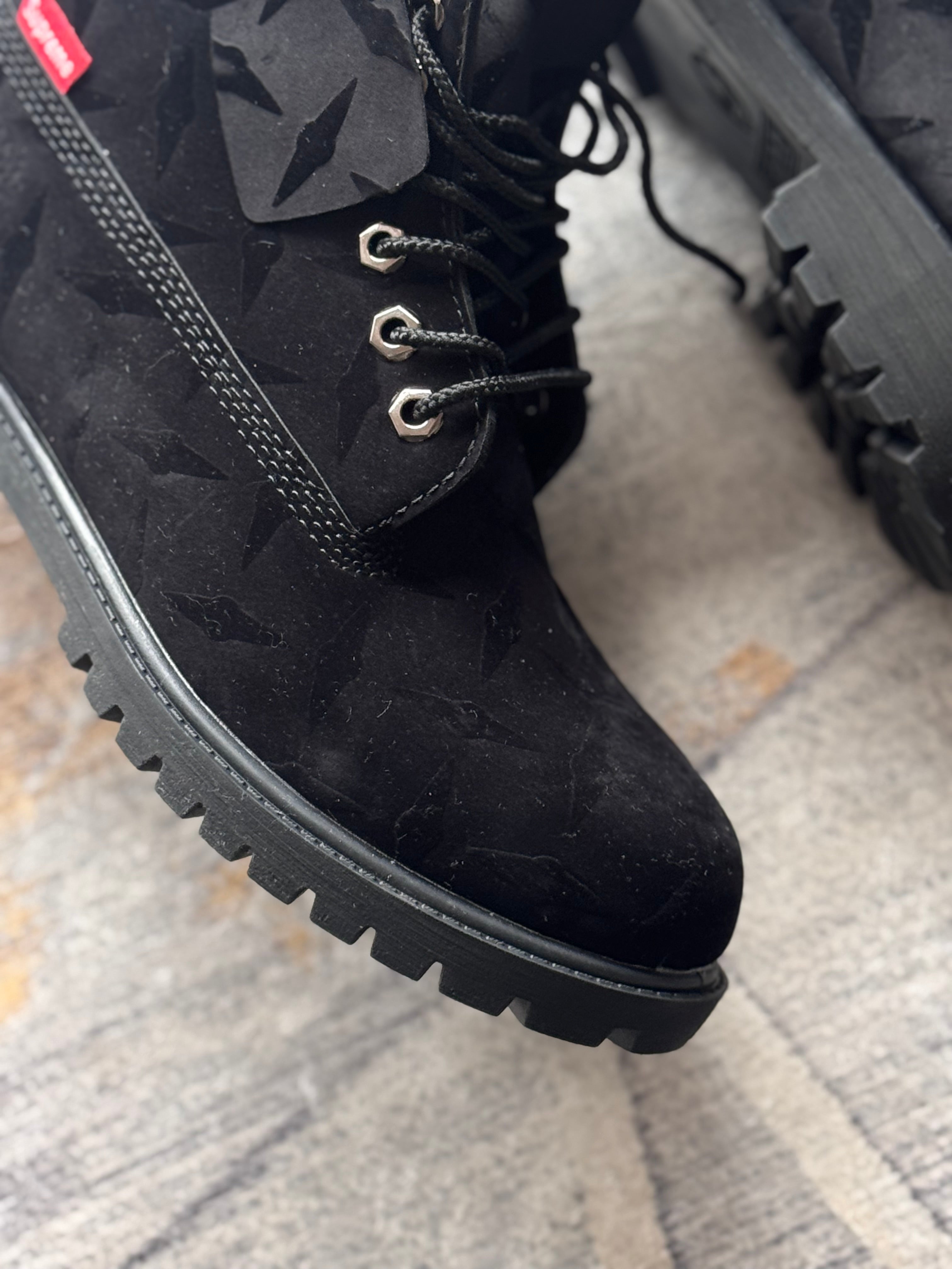 Timberland x supreme “negra”