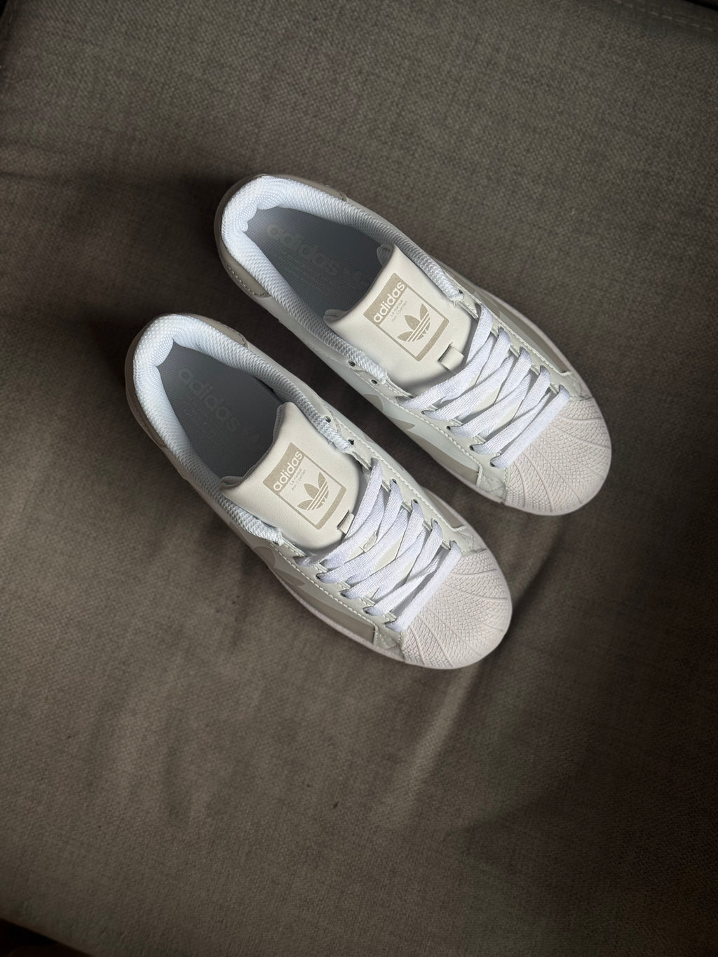 Adidas Superstar “blanco”