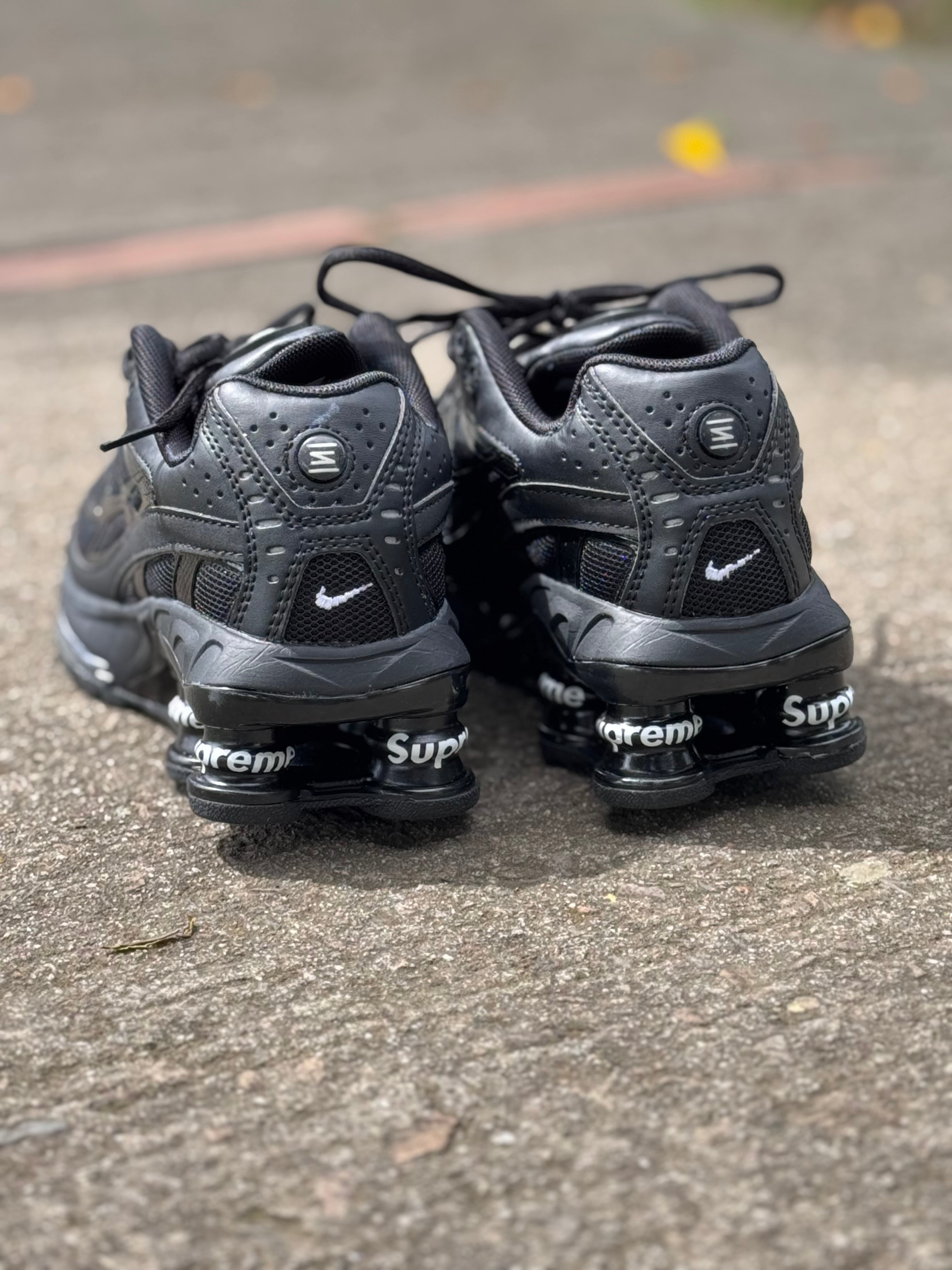Nike Shox ride x supreme “All back “
