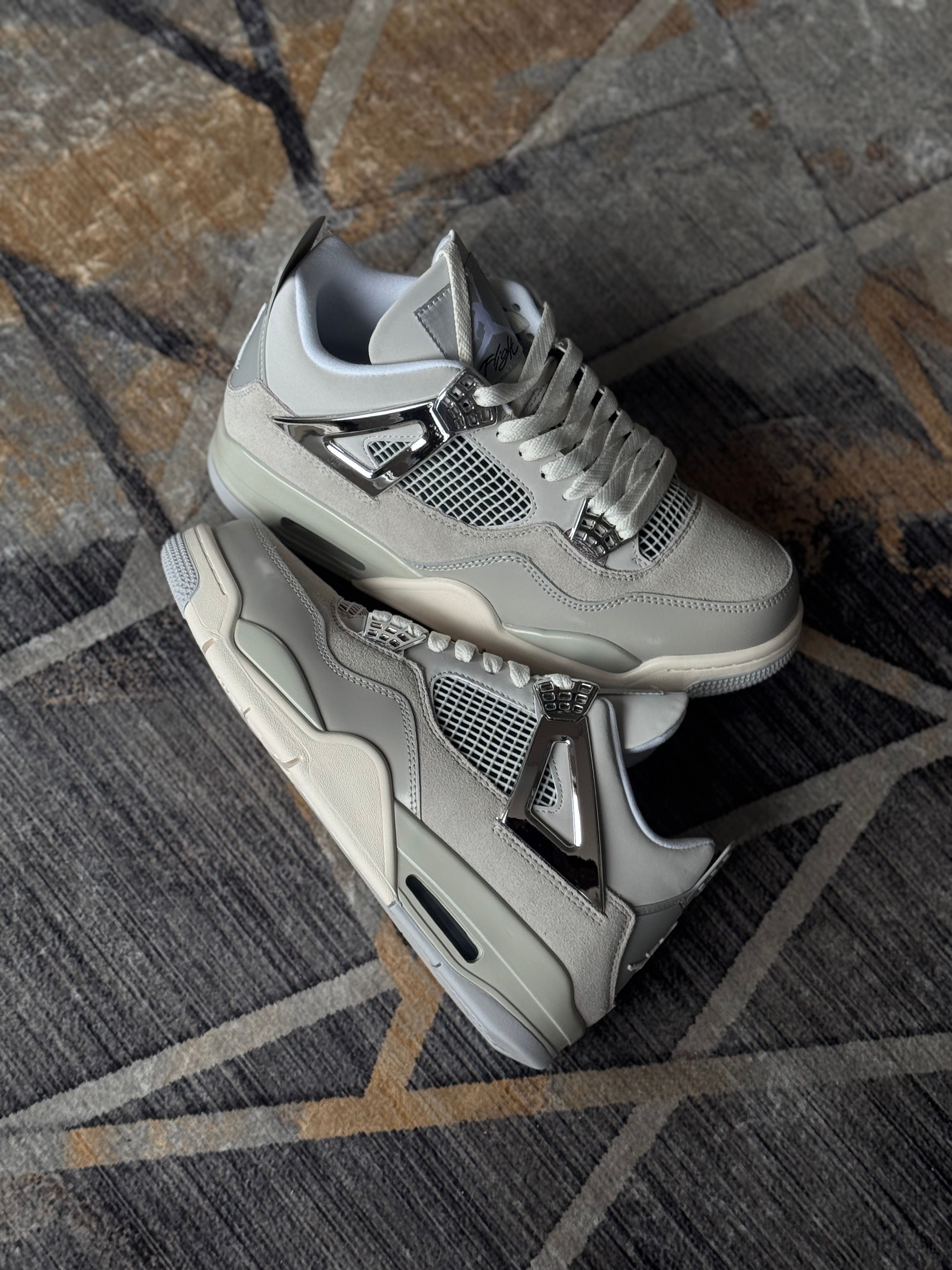 Nike Air Jordan 4 “frozen”