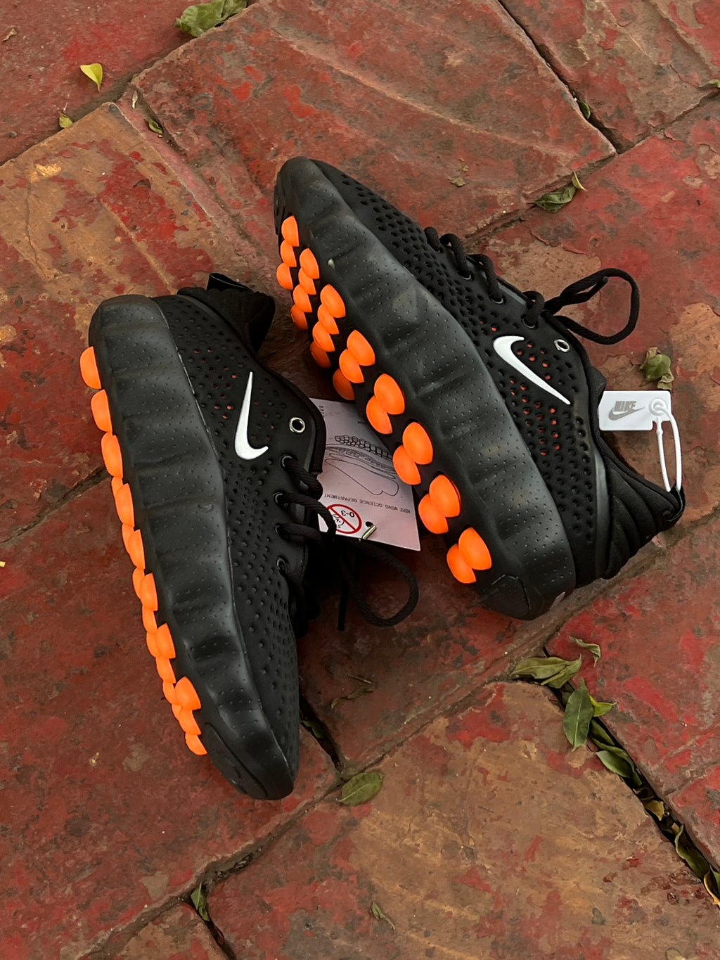 Nike mind 002 “negro”