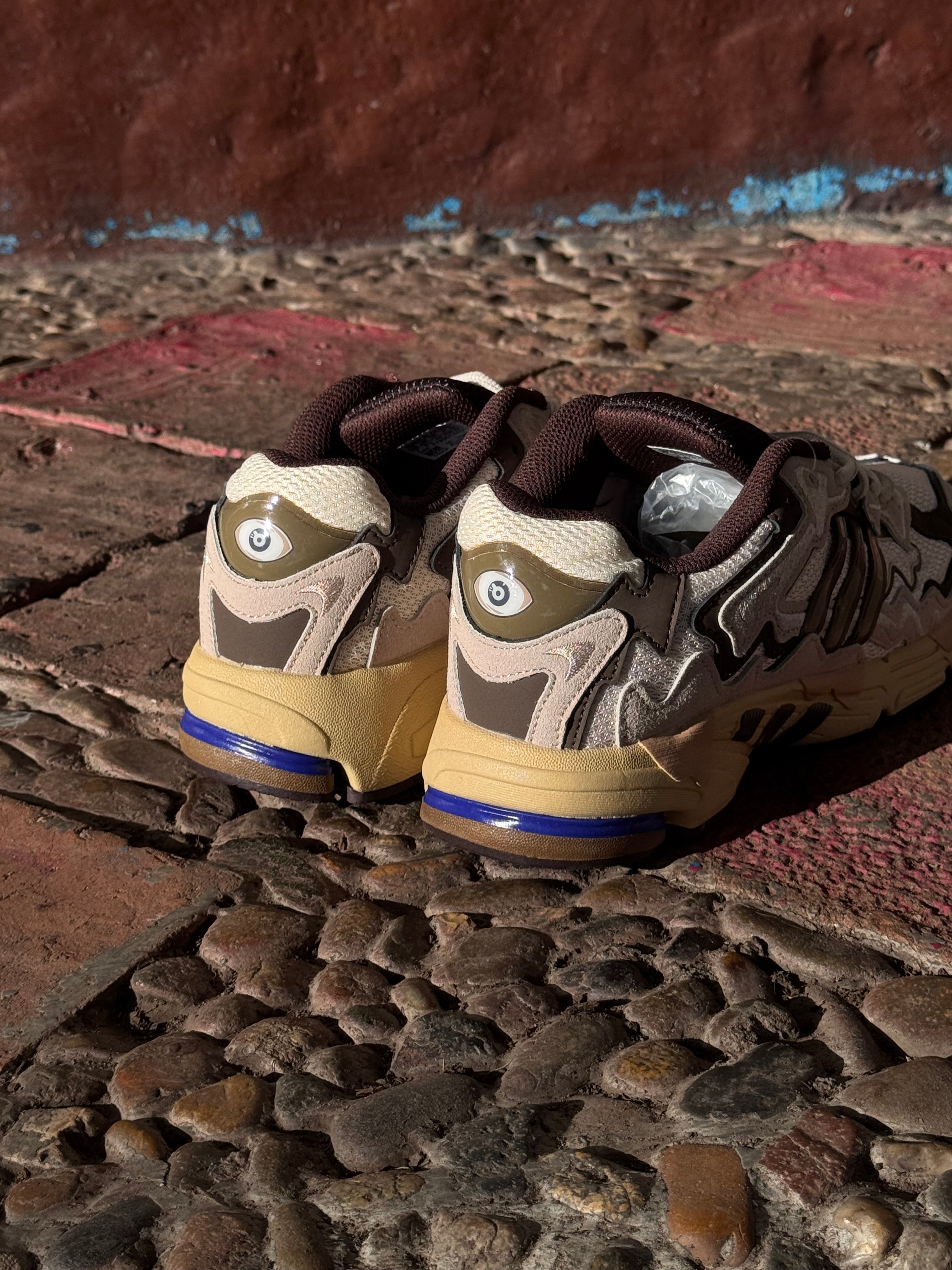 Adidas response cl x bad bunny “paso fino “