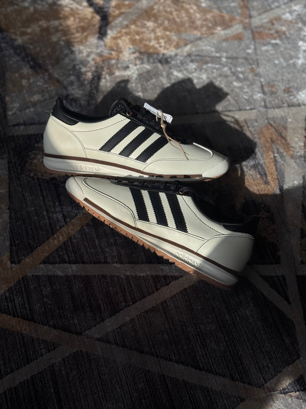 Adidas sl72 og “beige negro “