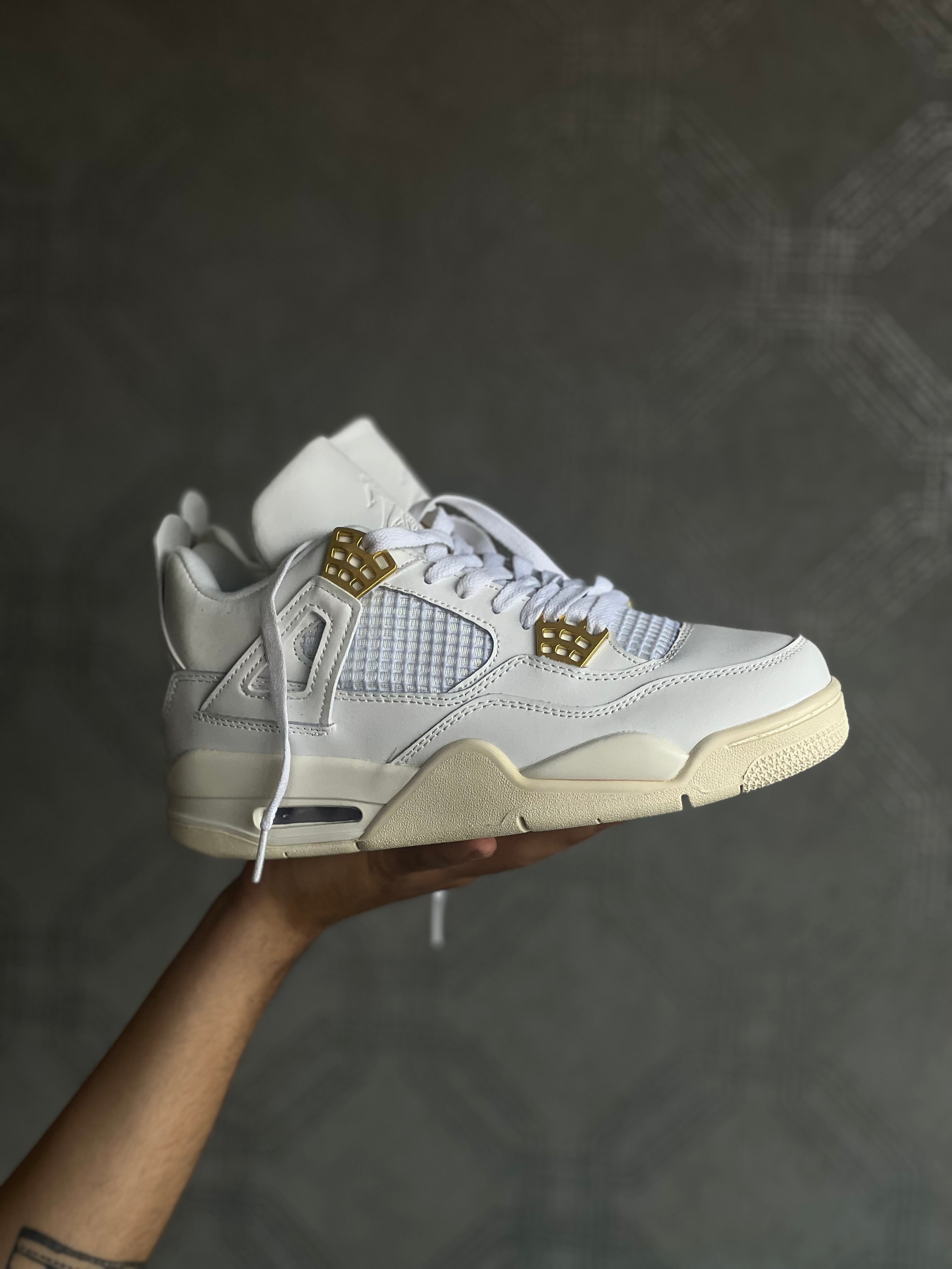 Nike Jordan 4 Sail
