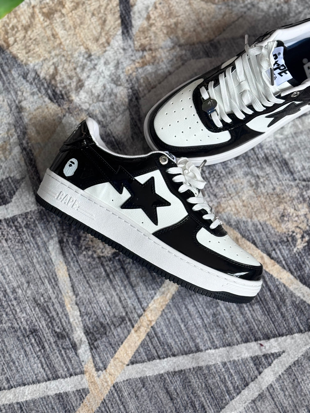 A Bathing Ape BAPE STA Low White black Shark