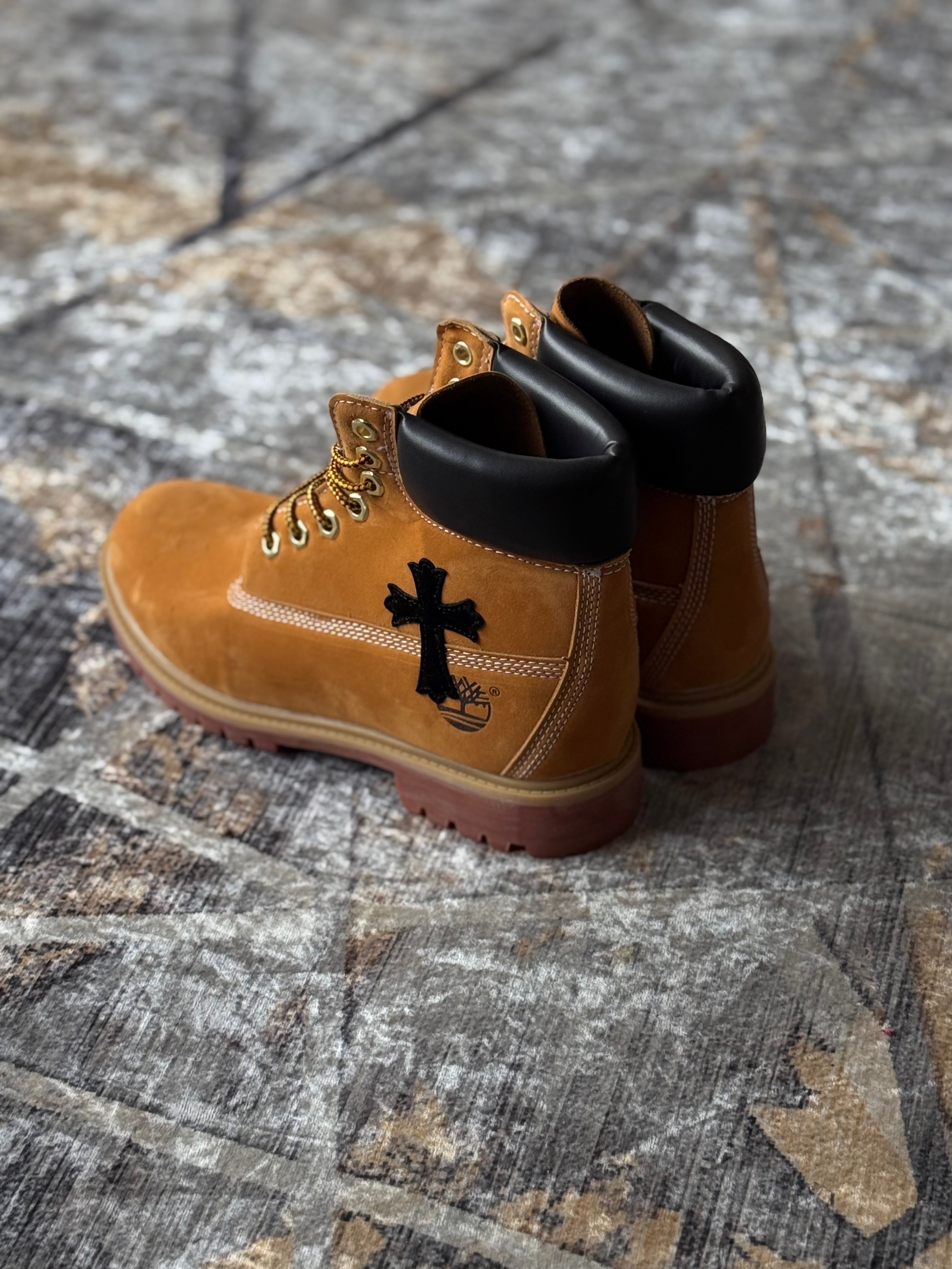 Timberland x “Chrome hearts”