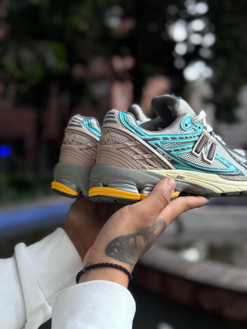 New Balance 1906 R