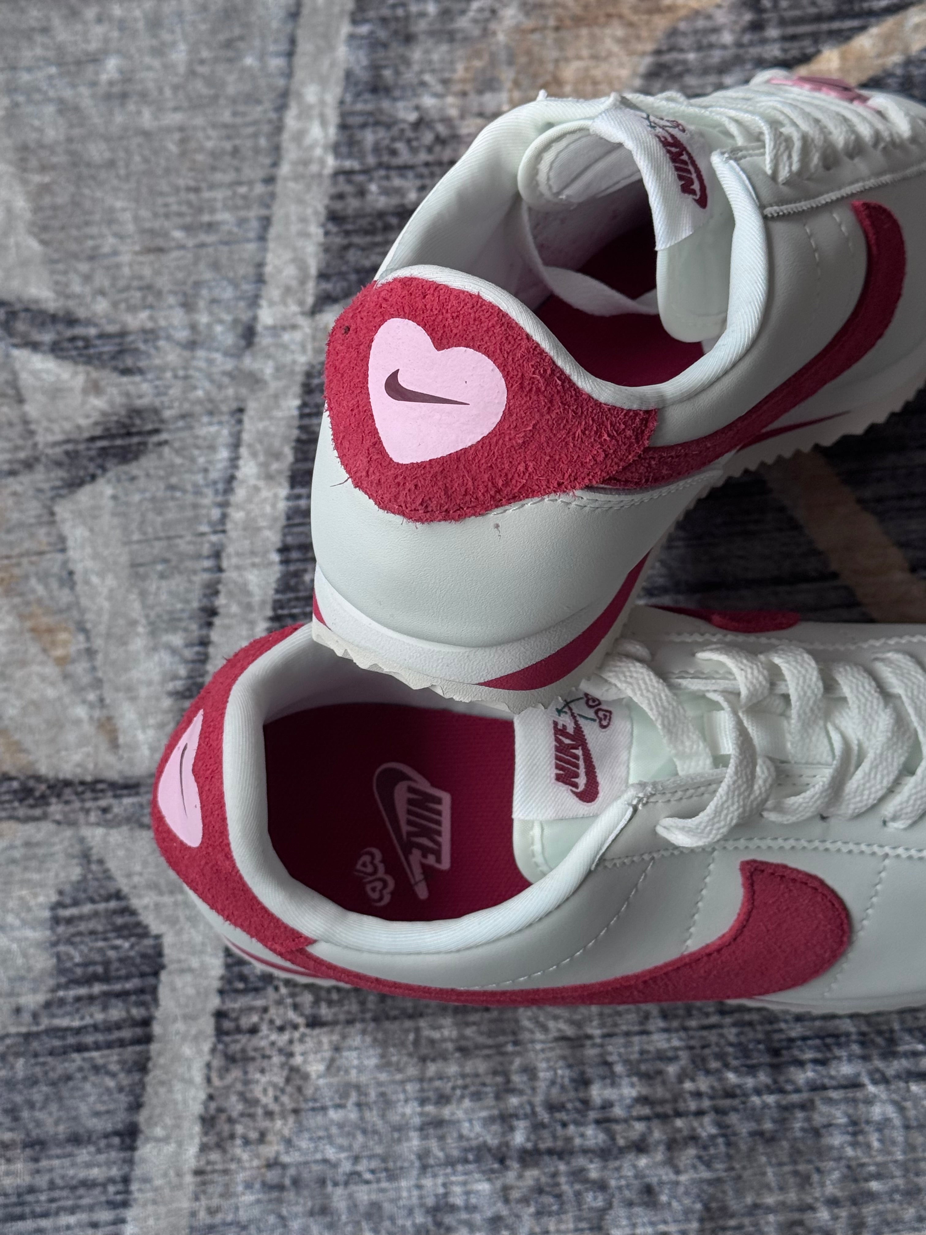 Nike Cortez “san Valentíne”