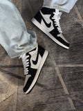 Nike Jordan 1 panda x swarovski