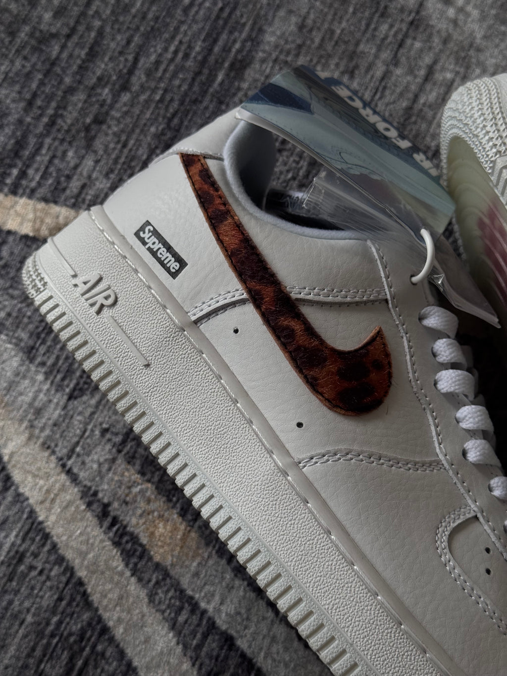 Air Force 1 Low White Cheetah Print Supreme X Goodenough