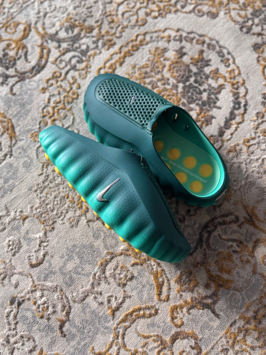 Nike mind 001 “verde”