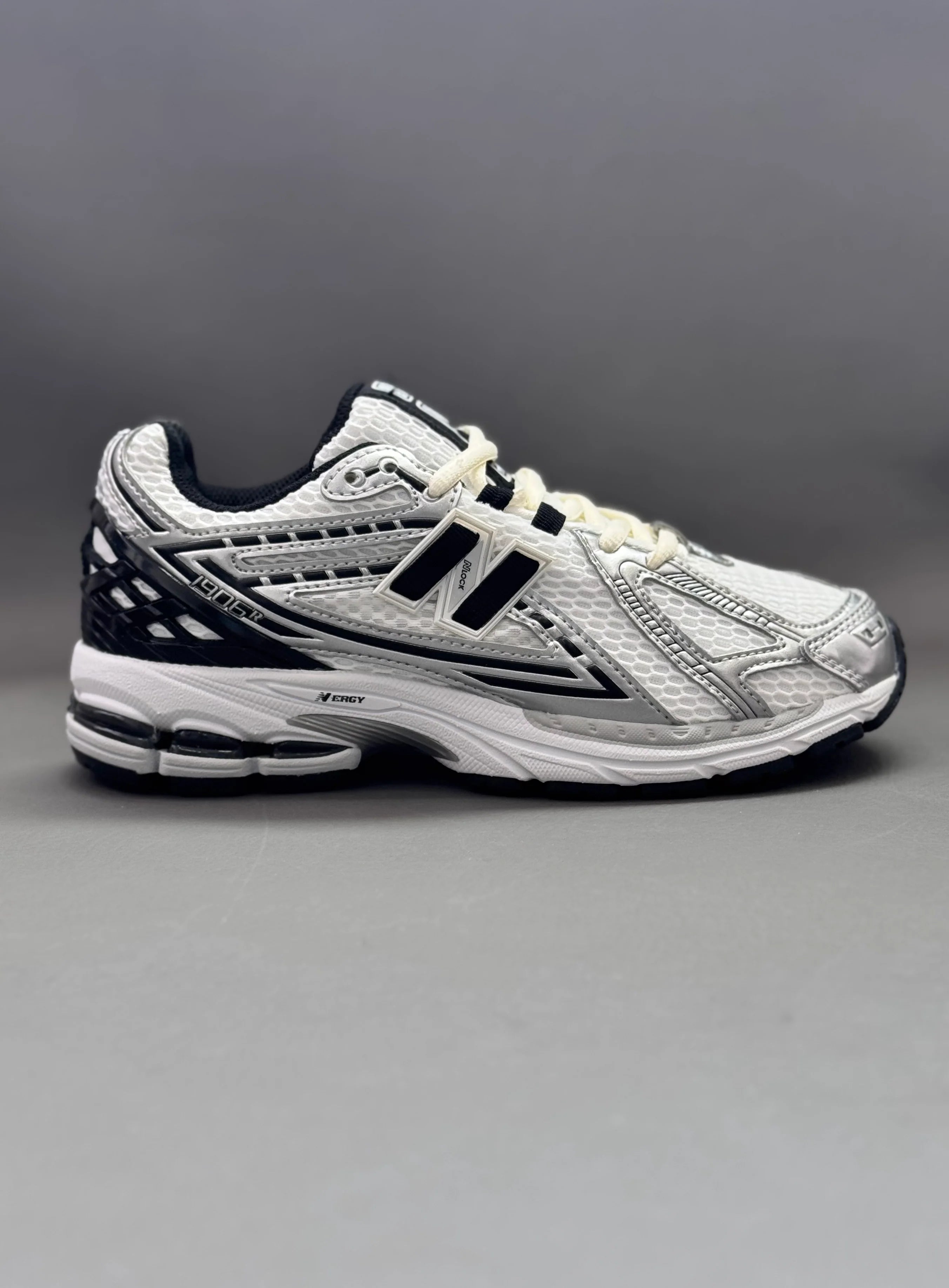 New Balance 1906 A