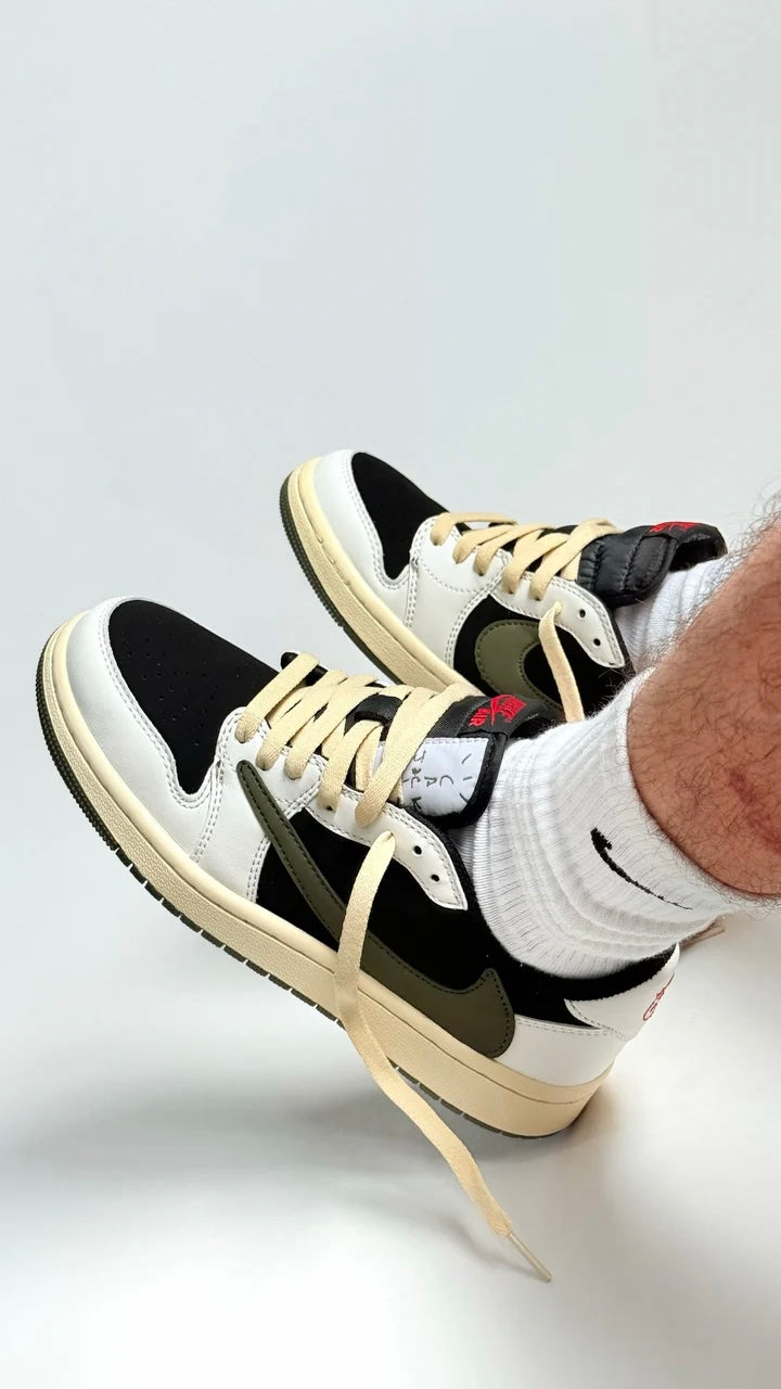 Nike Air Jordan 1 low x “travis scott” olive