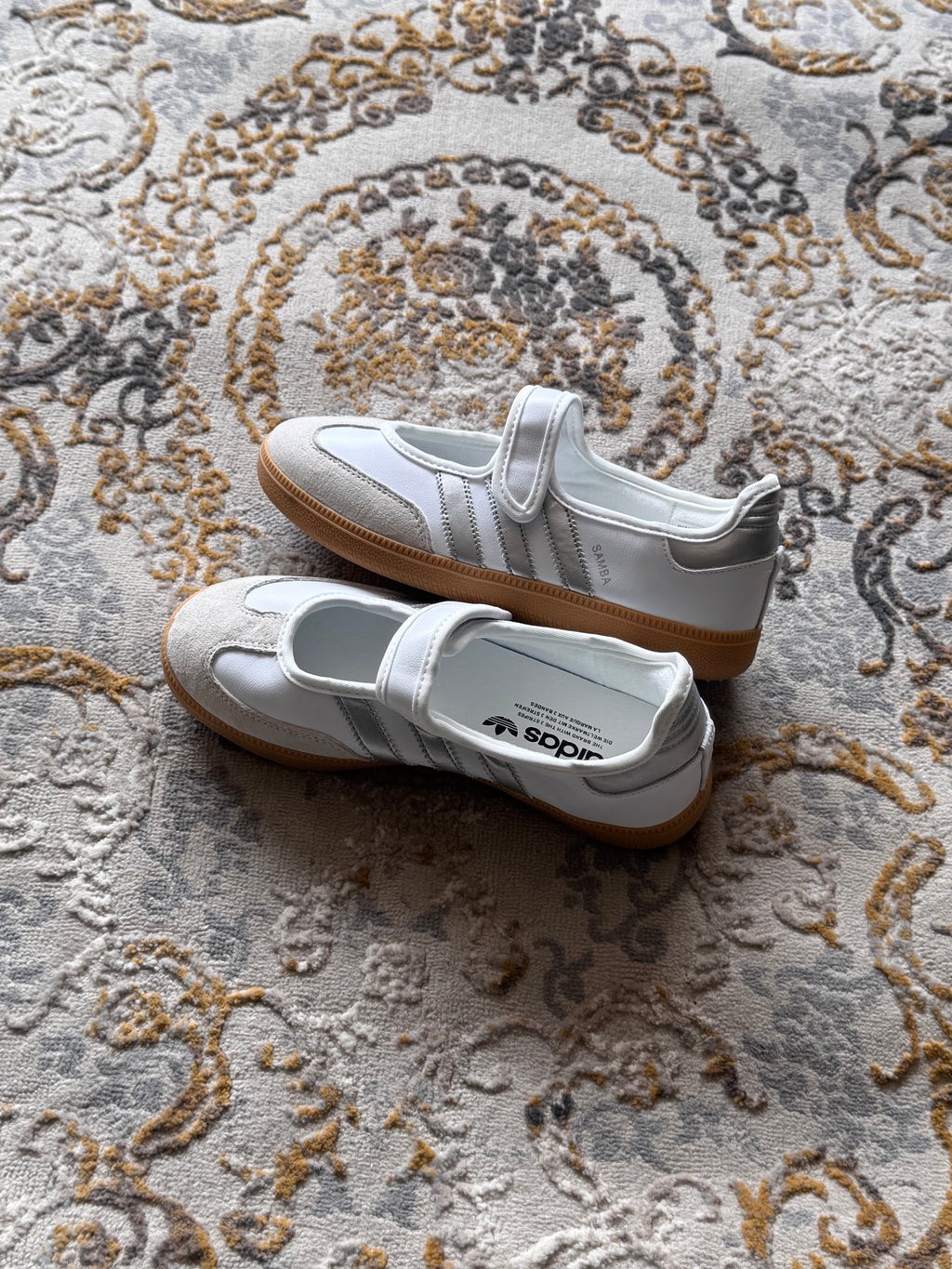 Adidas samba Mary Jane ballet
“Blanco plateado”