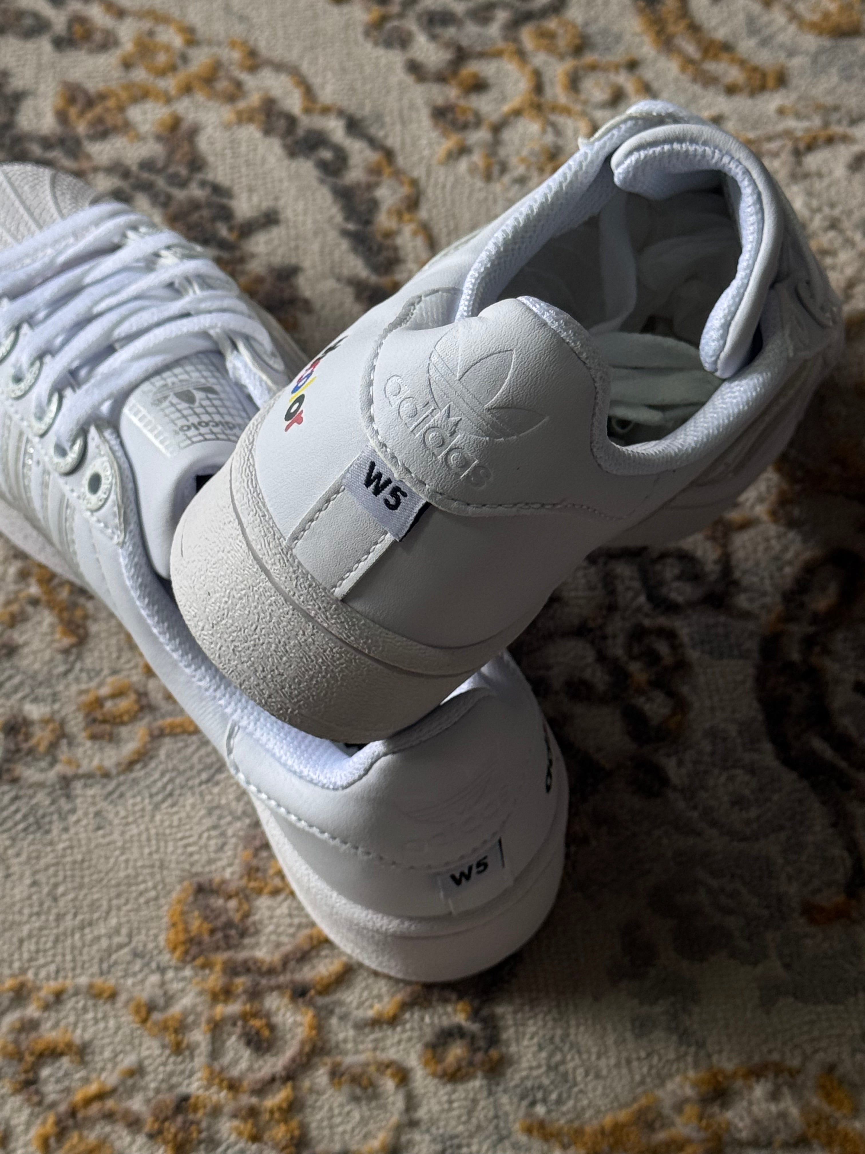 Adidas Superstar “adicolor”