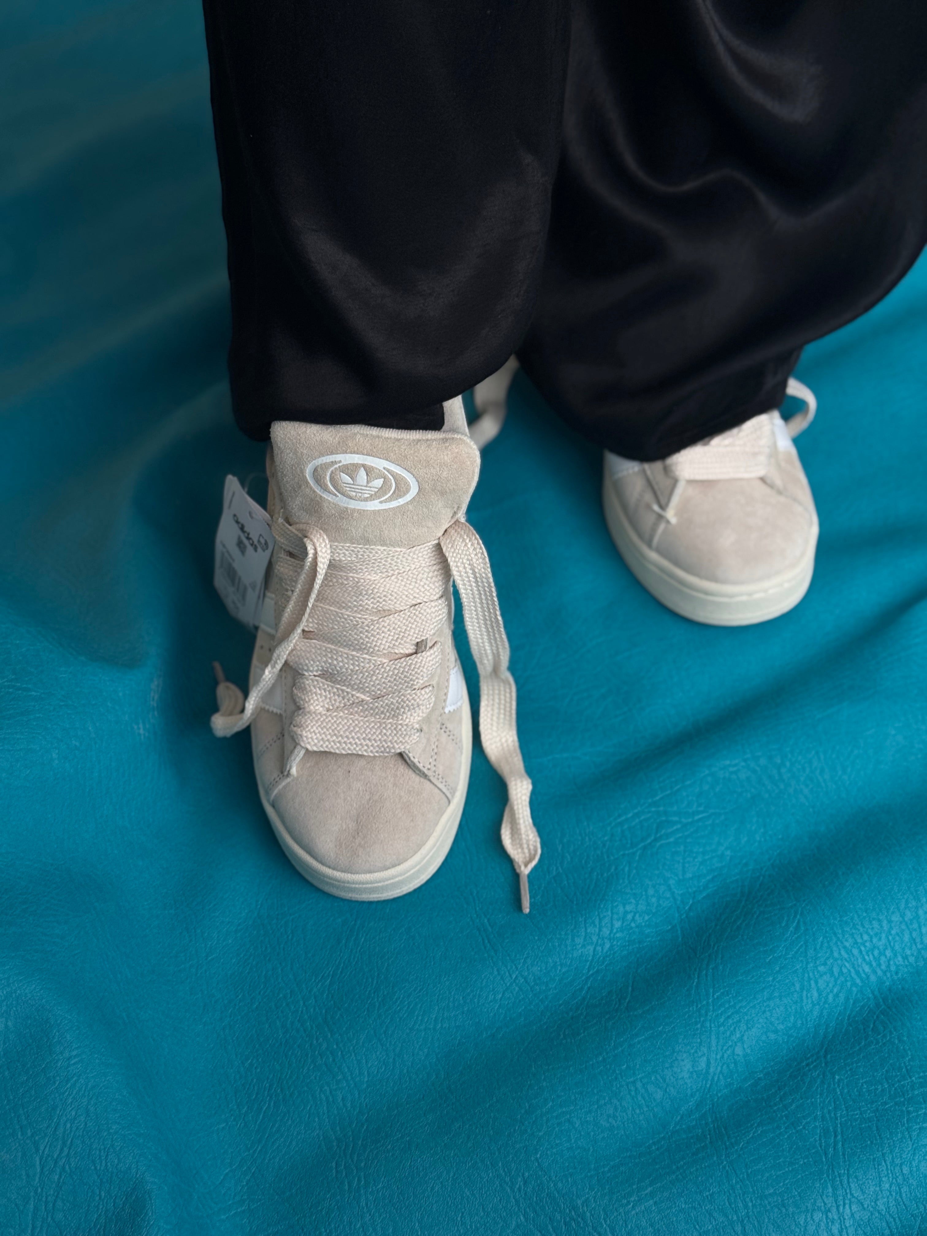 Campus 00’s beige