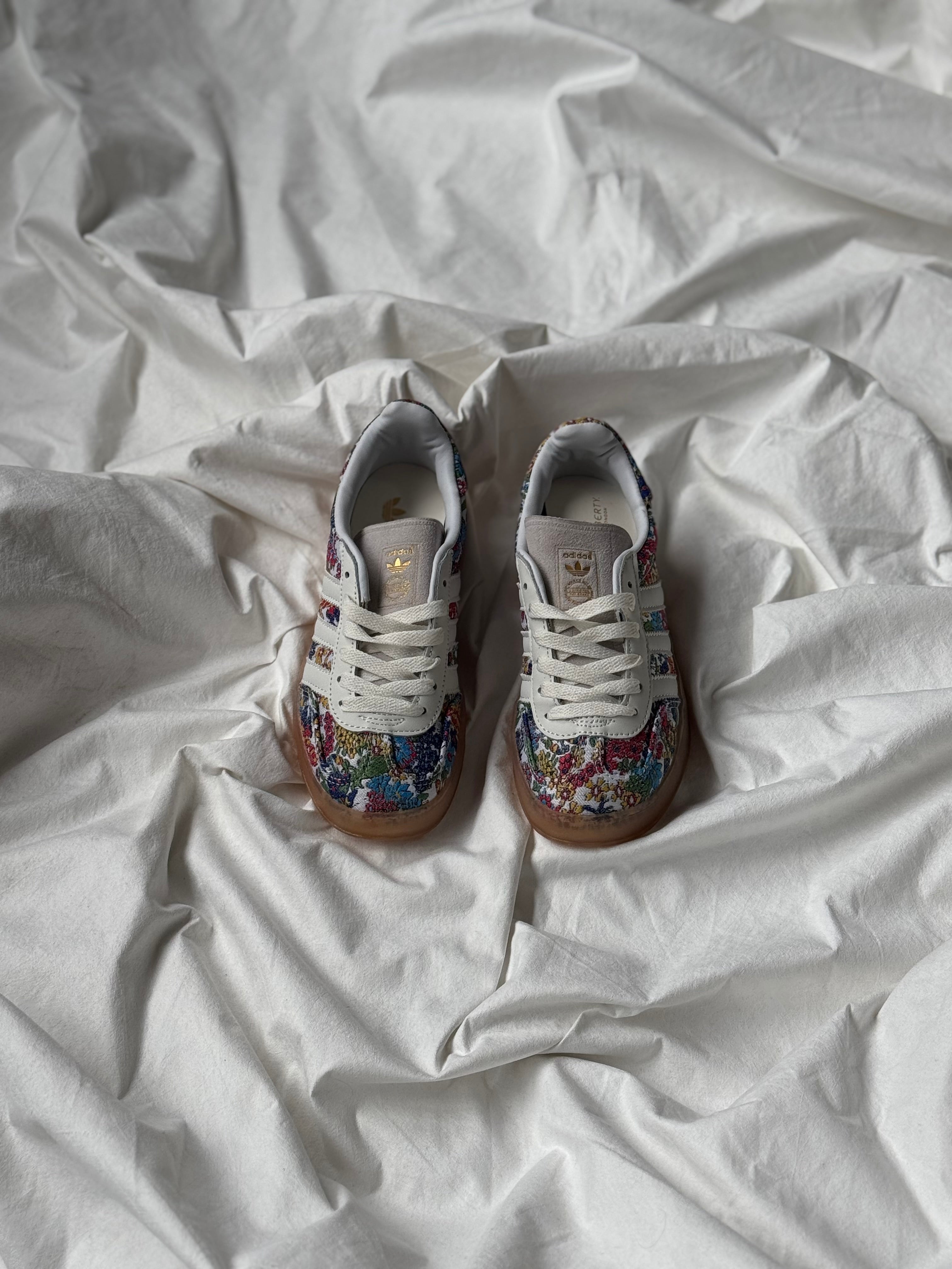 Adidas samba og floral