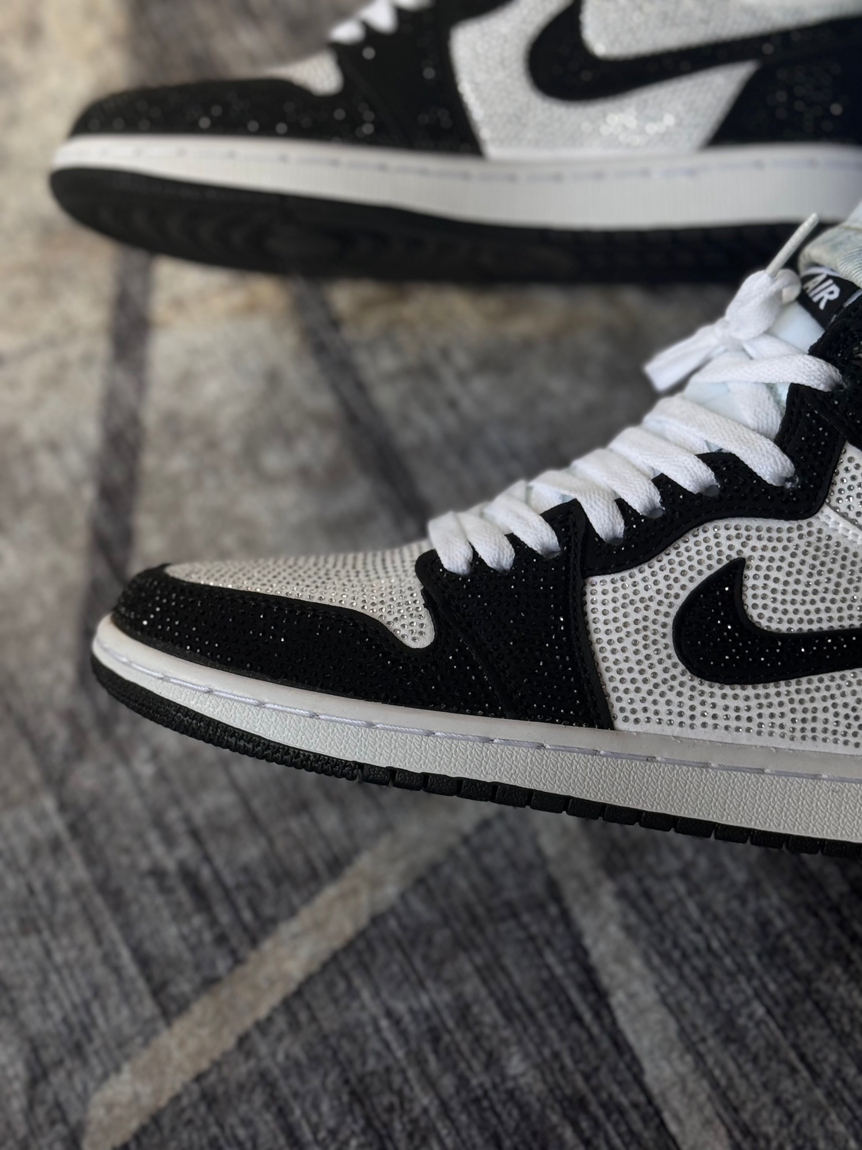 Nike Jordan 1 panda x swarovski