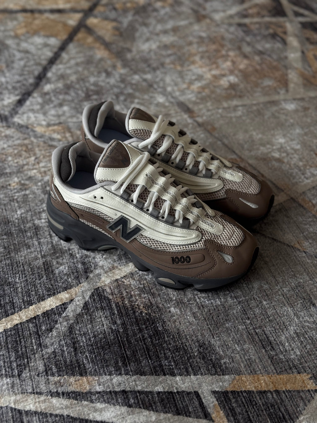 New Balance 1000 “mushroom grey”